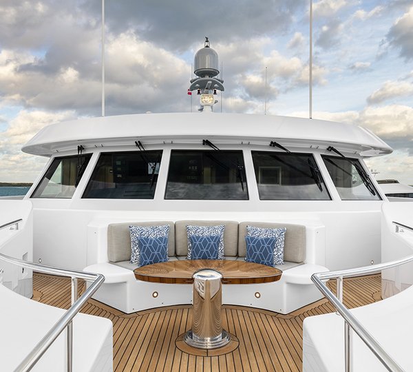 BROADWATER Yacht Charter Details, Feadship CHARTERWORLD Luxury